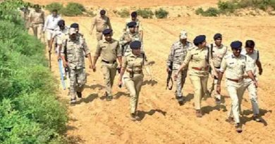 सिरफिरे आशिक को पकड़ने के लिये एक्टिव हुई एंटी डकैत स्क्वॉड, गर्लफ्रेंड को फिल्मी स्टाइल में किया अपहरण सिरफिरे आशिक को पकड़ने के लिये एक्टिव हुई एंटी डकैत स्क्वॉड, गर्लफ्रेंड को फिल्मी स्टाइल में किया अपहरण