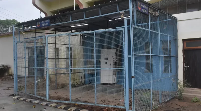 ग्वालियर में 3 साल से कागजों में अटके ई-चार्जिंग स्टेशन