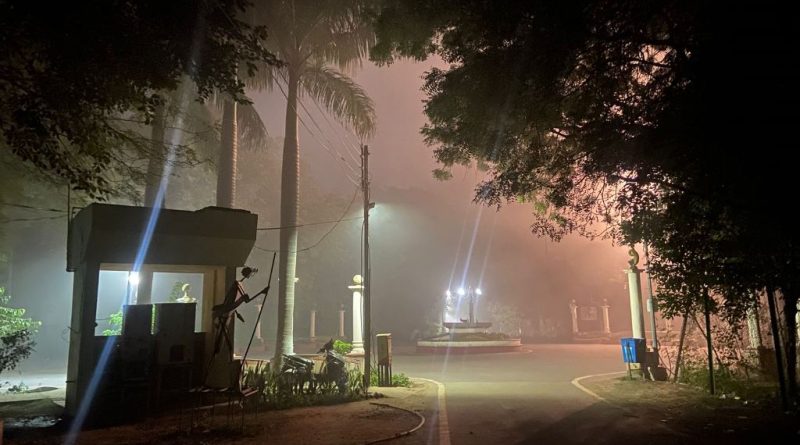 ग्वाालियर 18 शहरों में घना कोहरा, बिजिबिलिटी 50 मीटर के बाद कुछ नहीं नजर आ रहा है, रेल-फ्लाइट लेट