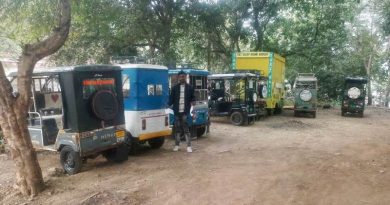 यातायात पुलिस कंपू द्वारा शिफ्ट का उल्लंघन करने वाले टमटम चालकों के विरुद्ध चालानी कार्रवाई की गई