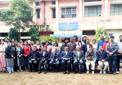 विरासत को सुरक्षित रखते हुए उन्हें शिक्षा, स्वास्थ्य और चिकित्सा जैसी सुविधाओं के माध्यम से मुख्यधारा से जोड़ा जाना चाहिए- प्रो. राकेश कुशवाह