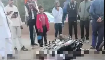 ग्वालियर में हिट एंड रन से बाइक सवार की मौत, पुलिस खंगाल रही CCTV कैमरे