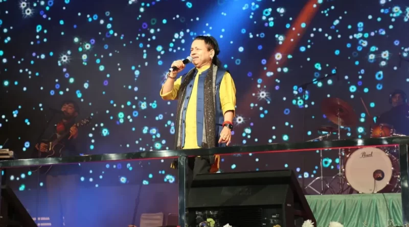 ग्वालियर में कैलाश खेर की सुरमयी प्रस्तुतियों ने बांधा समां