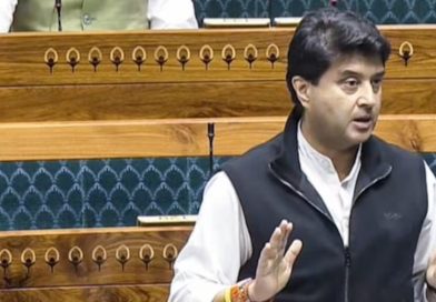 संचार ऐप से जासूसी संभव नहीं-ज्योतिरादित्य सिंधिया