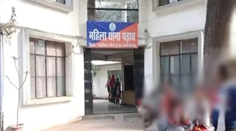 शादी के 21 माह बाद पता चला कि पति इनकम टैक्स अधिकारी नहीं, दहेज में 70 रूपये