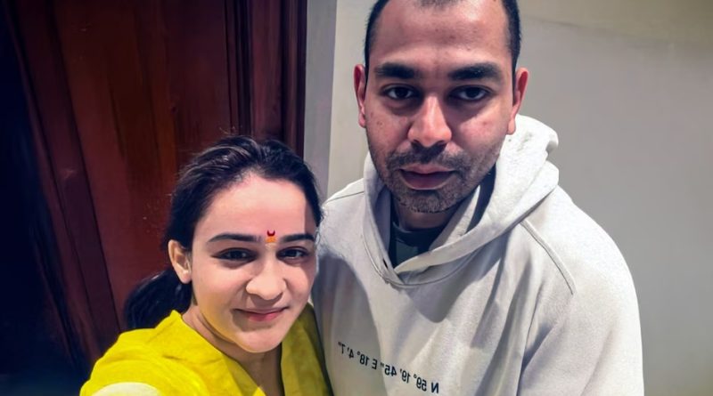 प्रतीक यादव पत्नी अपर्णा यादव से जल्द लेंगे तलाक