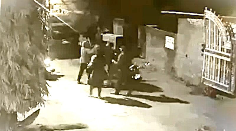 ग्वालियर सिटी सेंटर में शराबी युवकों का हंगामा