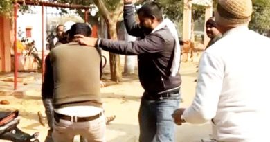 बिजली की लाइन काटने पर चले डंडे और गोलियां चली