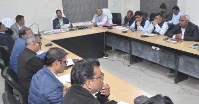 स्वच्छता के कार्य में लापरवाही बरतने पर कारण बताओ सूचना पत्र जारी