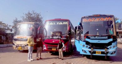 परिवहन विभाग की टीम ने 20 स्लीपर बसों की जाँच , 10 बसों से हटवाए केबिन के दरवाजे 