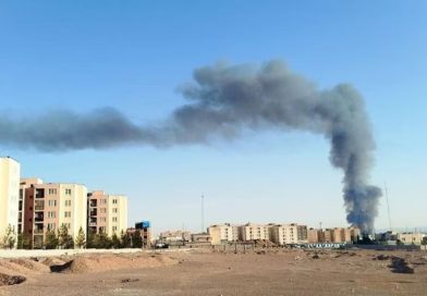 यूएस से युद्ध की आशंका के दौरान ईरान में जबरदस्त धमाके, तेहरान के आसमां में धुएं का गुबार