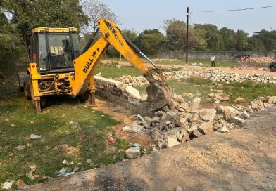 नगर निगम के अमले ने 01 अवैध कॉलोनी को किया धराशाई