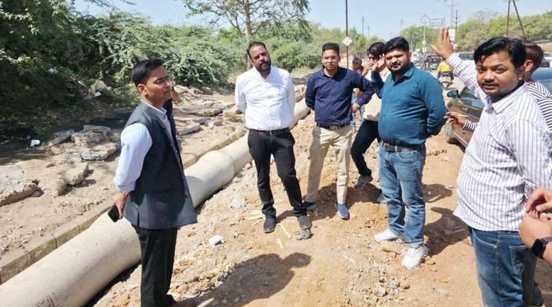 निगमायुक्त ने किया विकास कार्यों का निरीक्षण, अधिकारियों को दिये दिशा निर्देश