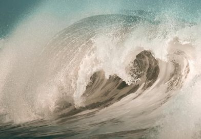 जापान में आया रिक्टर स्केल 7.4 तीव्रता का भूकंप, रेल सेवा रोकी, प्रान्तों में 3 मीटर ऊंची सुनामी लहरें, जहाजों को सुरक्षित जगह समुद्र में भेजा