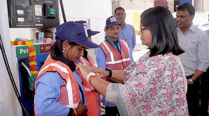 शनिवार को 5 जरूरतमंद महिलायें बनेंगीं “शक्ति दीदी”