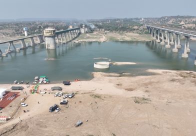 चम्बल के अवैध रेत उत्खनन की एसएएफ कंपनी ड्रोन कर रही है निगरानी