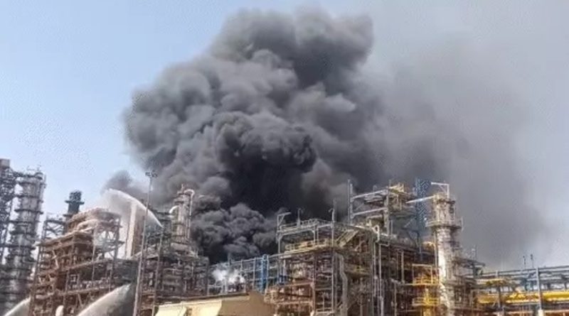 राजस्थान की पचपदरा रिफाइनरी में लगी आग, मंगलवार को पीएम उद्घाटन करने वाले हैं, कर्मचारियों को निकाला बाहर