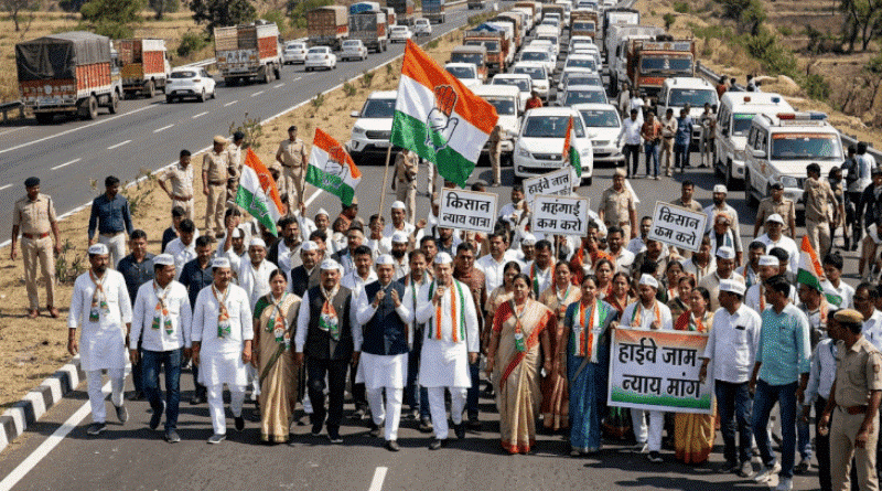 ग्वालियर में कांग्रेस का महाचक्का जाम, किसानों के साथ कांग्रेस नेता और कार्यकर्ताओं ने हाईवे घेरा