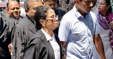 पुलिस की मौजूदगी बच्ची-महिलाओं को भी बख्शा, लूटी जा रही थी दुकानें, कलकत्ता हाईकोर्ट में ममता ने रखी दलील