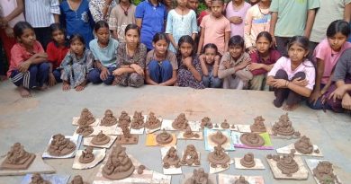 माटी से साकार हुआ गणेश का स्वरूप, विद्यार्थियों ने मिट्टी से गढ़ीं आकर्षक गणेश प्रतिमाएं