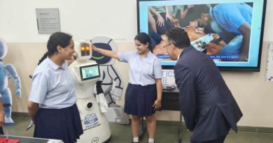 इक्वाडोर और गुयाना के दूतावास के वरिष्ठ अधिकारियों ने सिंधिया कन्या विद्यालय का दौरा किया