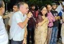 रजिस्टार के इस्तीफे को लेकर 8वें दिन भी धरना पर बैठे छात्र-छात्रायें