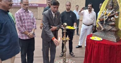 मन लगाकर पढ़ाई करें, अनुशासन और अनुभव से भविष्य संवारें : कुलगुरु