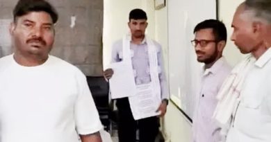 BPL राशनकार्ड बनाने के एवज में रिश्वत के 3500 रूपये मांगे तो देने आया हूं