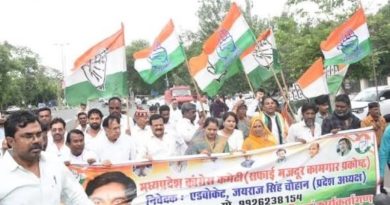 दीपावाली के पूर्व ग्वालियर में सफाई व्यवस्था पर संकट, आउटसोर्स कर्मचारी बोले 2 नवम्बर से बंद करेंगे सफाई व्यवस्था का काम